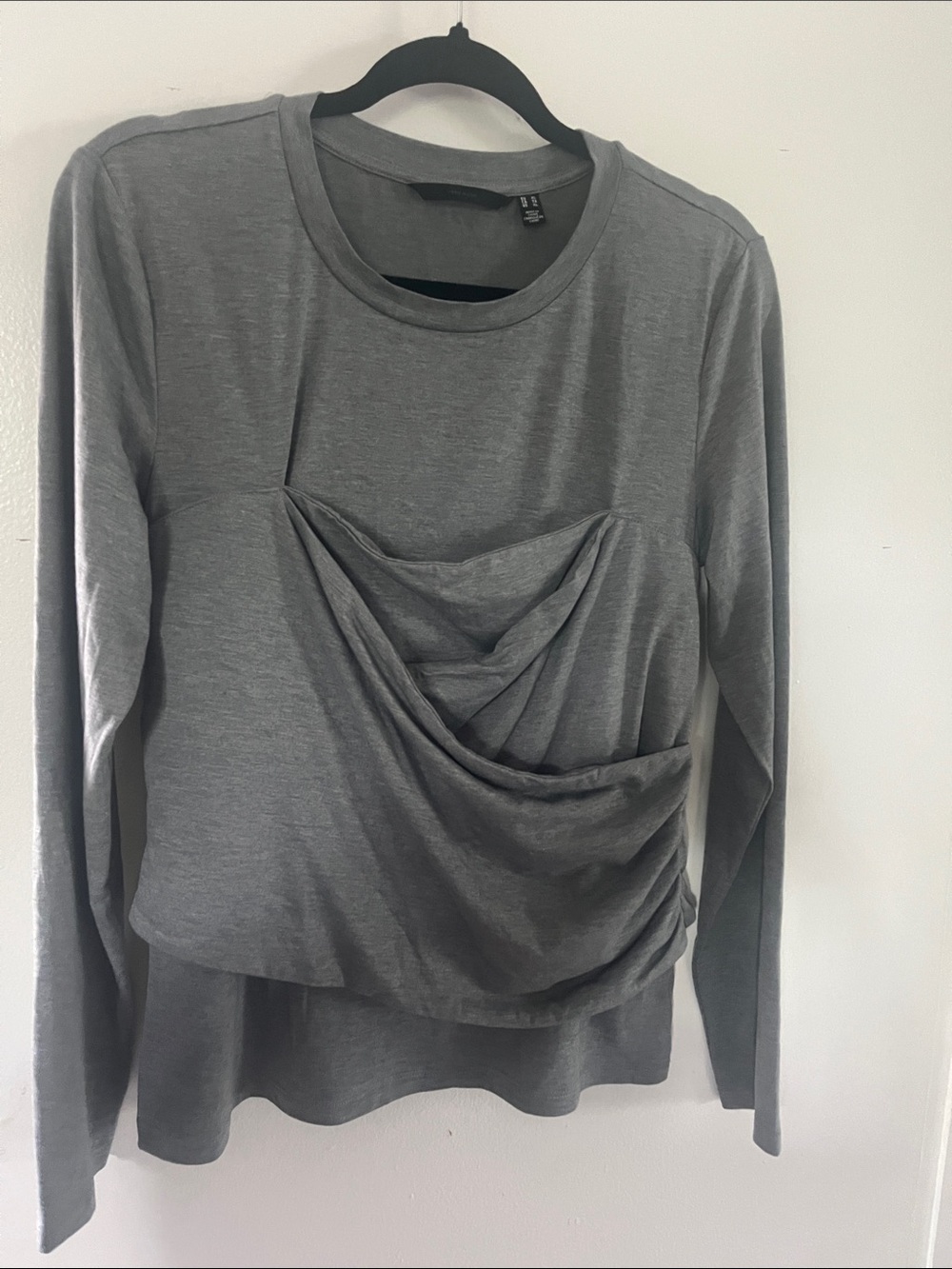Vero Moda Draped Long-Sleeve Top in Gray